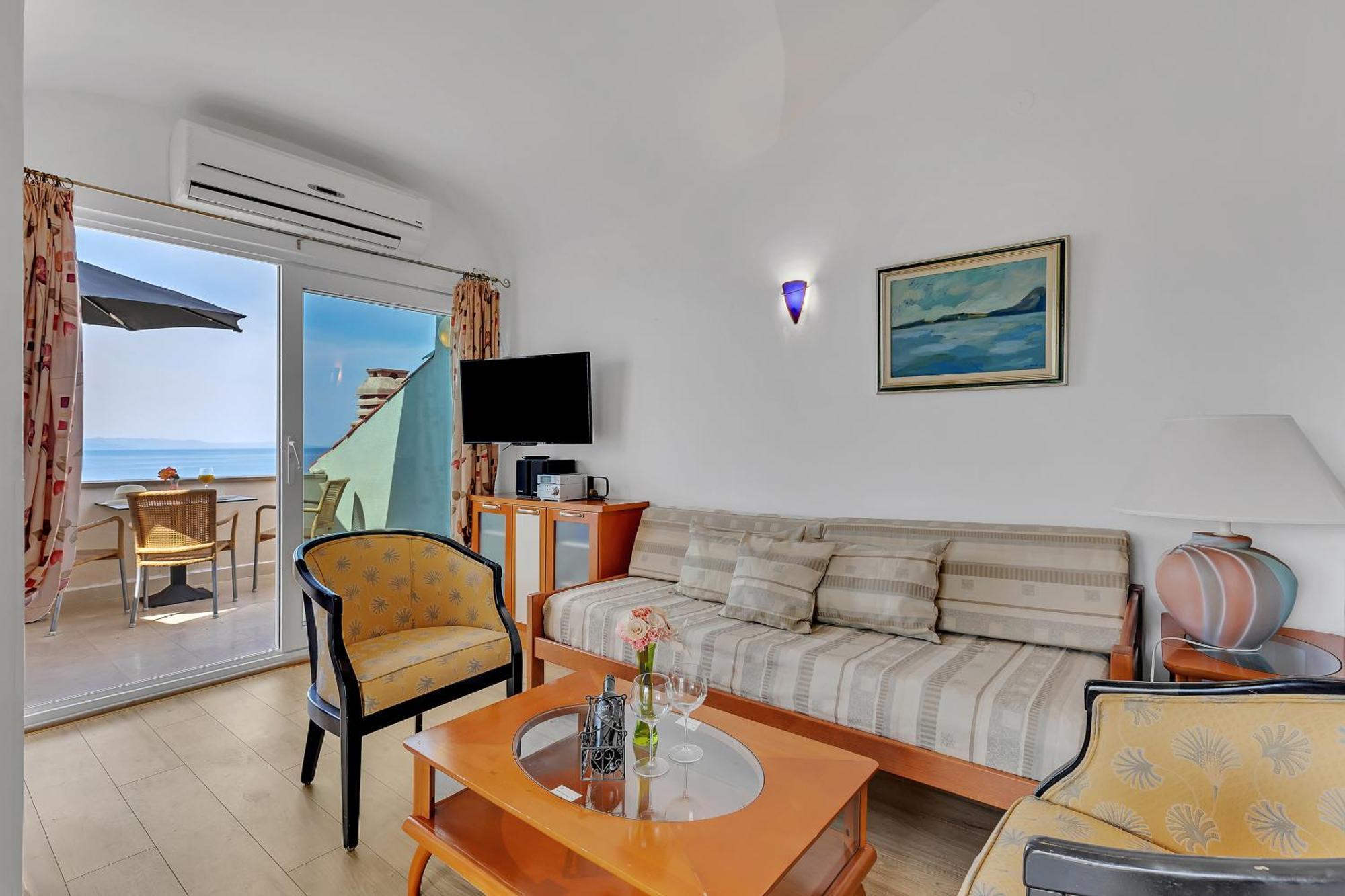 Grand View Apartments Drasnice Bagian luar foto