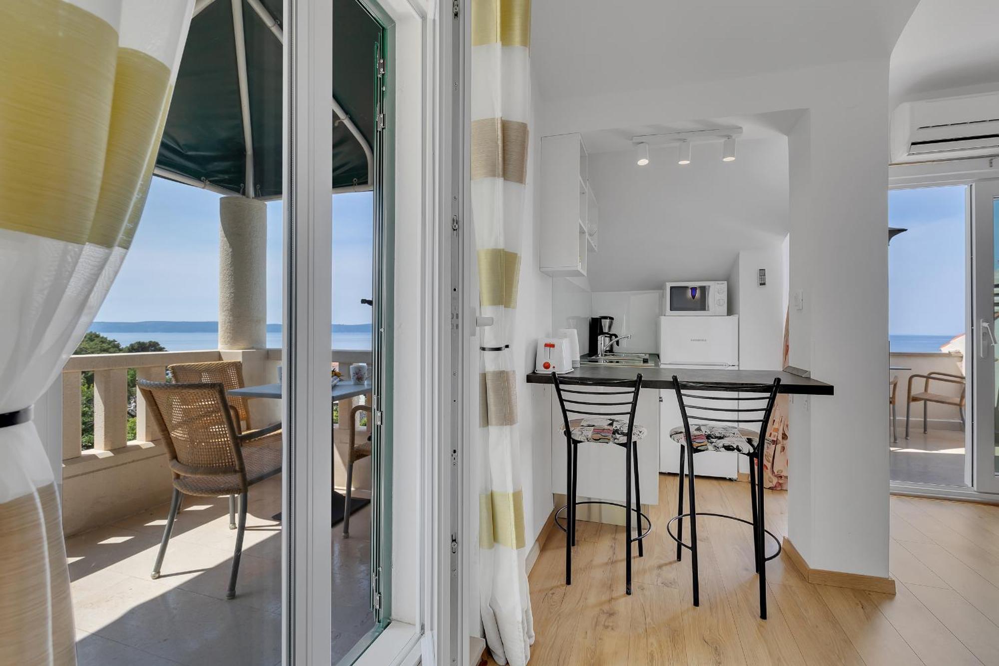 Grand View Apartments Drasnice Bagian luar foto